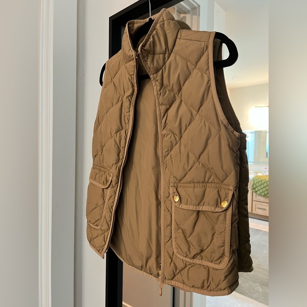 [J Crew] Quilted Vest - Picture 5 of 6
